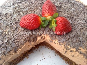 Cheesecake με σοκολάτα, μασκαρπόνε και φράουλες  από την υπέροχη Ρένα Κώστογλου και το koykoycook !