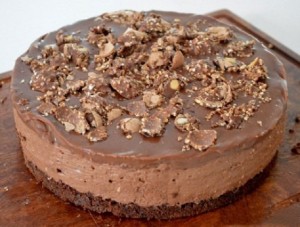 Cheesecake Ferrero Rocher με πραλίνα-σοκολάτα και μπισκότα oreo από τον καταπληκτικό Παναγώτη Θεοδω...