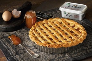 Πάστα φλώρα με μαρμελάδα βερίκοκο από τον αγαπημένο Ηλία Μαμαλάκη και το minervahorio.gr!