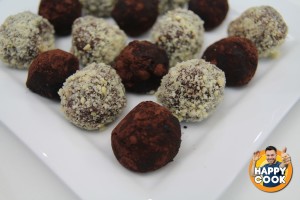 Σοκολατάκια με κάστανο και στέβια -Chocolates with chestnut and stevia , από τον Ευτύχη Μπλέτσα, την...