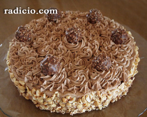 Τούρτα φερέρο ροσέ (ferrero rocher), από την Luise και το Radicio!