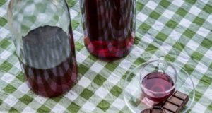 Λικέρ Βύσσινο ή Κεράσι- Cherry or Sour Cherry Liqueur, by Akis and akispetretzikis.com!