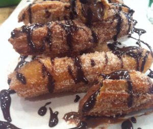 Τσούρος (Churros), μεξικάνικοι λουκουμάδες με σοκολάτα και stevia, από την Αργυρώ μας!