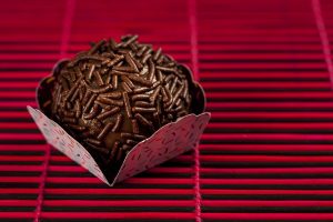 Τρουφάκια brigadeiro με κακάο, από το ionsweets.gr!