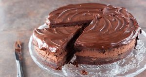 Κέικ με κακάο και μους σοκολάτας, από το icookgreek.com!