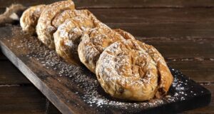 Γλυκές κολοκυθόπιτες-Sweet pumpkin phyllo pies, by Akis Petretzikis and akispetretzikis.com!
