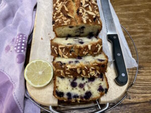 Κέικ με μύρτιλα (blueberries) και άρωμα λεμονιού, από την Μπέττυ μας και το Taste of life by Betty...