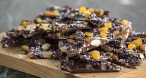 Vegan μπάρες σοκολάτας από τον 'Ακη -Vegan chocolate bars by Akis and akispetretzikis.com!