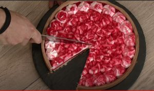 Τάρτα cheesecake, από τον 'Ακη Πετρετζίκη!
