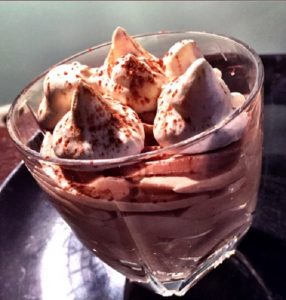 Mousse με Nucrema μόνο ΜΕ 3 ΥΛΙΚΑ, από την Aριάδνη Πούλιου και το ionsweets.gr!