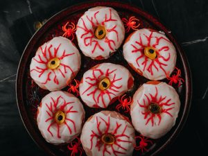 Trick or Treat ? Donuts μάτια, από τον Γιώργο Τσούλη!