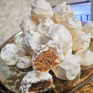 Χιονισμένα Τρουφάκια Όνειρο- Snowy Truffles ,  από τον Στράτο Πέτρου και το Bake_it!